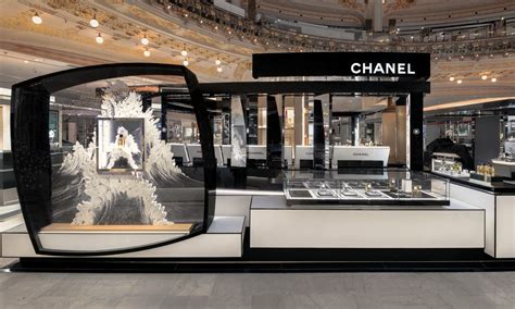 Nouvelle boutique CHANEL Parfums et Beauté Galeries 